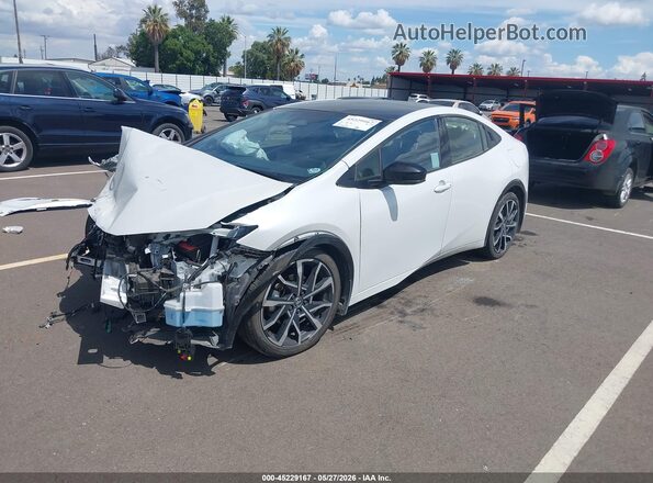 JTDACACU1R3028319 2024 TOYOTA PRIUS PRIME White Przód lewy