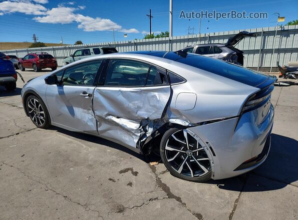JTDACACU3R3035210 2024 TOYOTA PRIUS Серебряный 