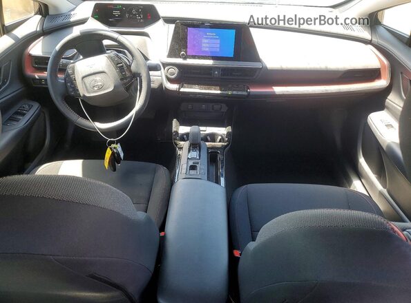 JTDACACU6T3055216 2026 TOYOTA PRIUS Black წინა პანელის ხედი