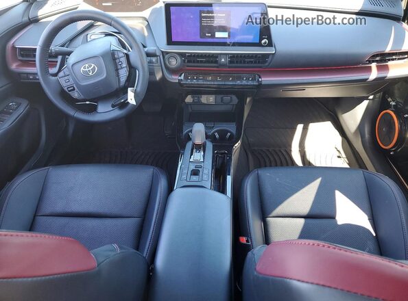 JTDACACU6T3067737 2026 TOYOTA PRIUS Black წინა პანელის ხედი