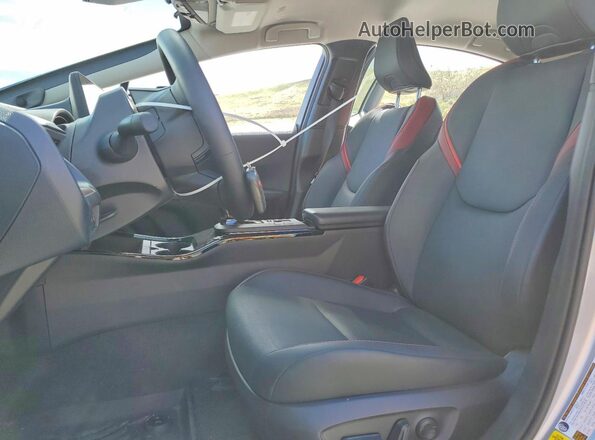 JTDACACU8T3071384 2026 TOYOTA PRIUS Silver 