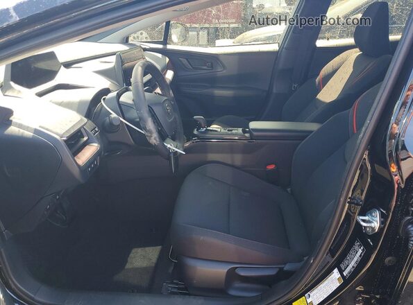 JTDACACUXT3073010 2026 TOYOTA PRIUS Black Front interior view