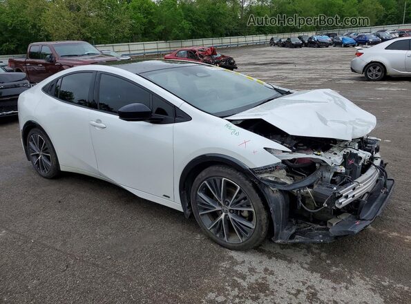 JTDADABU6P3004870 2023 TOYOTA PRIUS Белый Передняя правая четверть