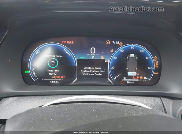 JTDAFAAF4P3000572 2023 TOYOTA CROWN Red Widok tylnych siedzeń