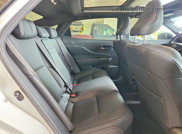 JTDAFAAF9R3005270 2024 TOYOTA CROWN Белый Вид задних сидений