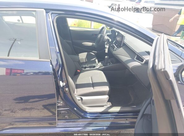 JTDB4MEE3T3040066 2026 TOYOTA COROLLA Blue Widok wnętrza z przodu