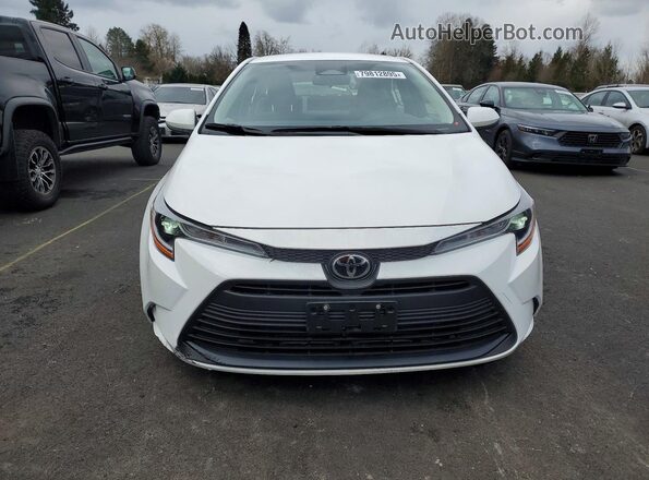 JTDB4MEE8T3034781 2026 TOYOTA COROLLA White წინა ხედი