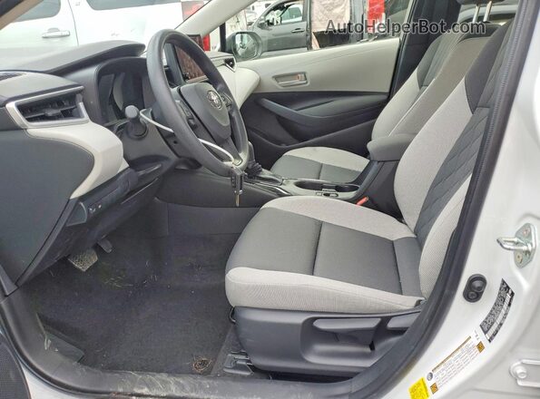 JTDB4MEE8T3034781 2026 TOYOTA COROLLA White წინა სალონის ხედი