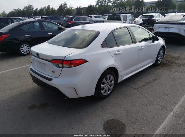 JTDB4MEE9RJ016486 2024 TOYOTA COROLLA White Հետևի աջ