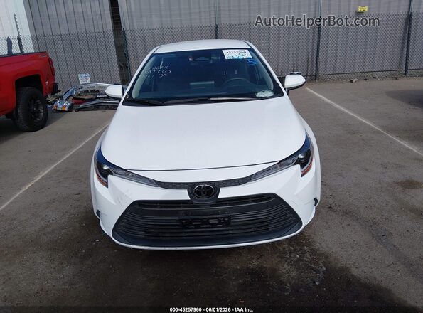 JTDB4MEE9RJ016486 2024 TOYOTA COROLLA White Սարքավորումների վահանակի տեսք