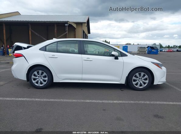 JTDB4MEE9T3037172 2026 TOYOTA COROLLA White უკანა სალონის ხედი