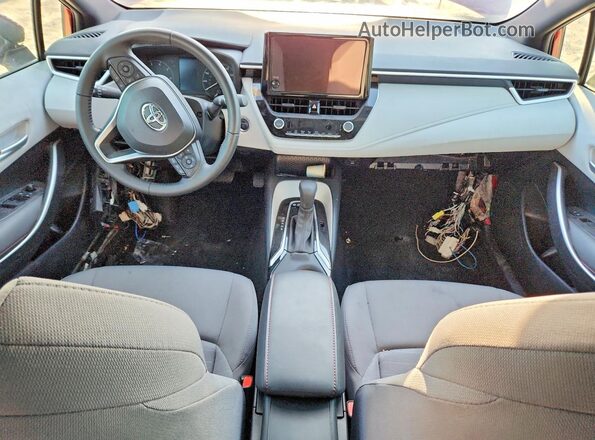 JTDBCMFE0RJ020198 2024 TOYOTA LL Красный Вид панели приборов