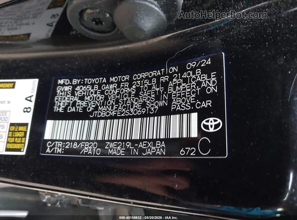 JTDBCMFE2S3069137 2025 TOYOTA COROLLA Black Շարժիչի բաժամունքի տեսք