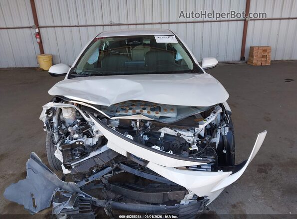 JTDBCMFE5SJ043756 2025 TOYOTA COROLLA White Սալոնի հետևի տեսք