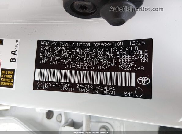 JTDBCMFE8T3131531 2026 TOYOTA COROLLA HYBRID White Vista del compartimento del motor