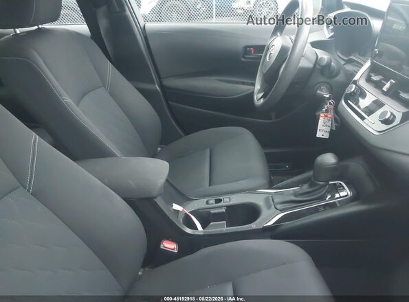 JTDBCMFEXR3028703 2024 TOYOTA COROLLA Silver Սալոնի դիմացի տեսք