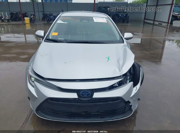 JTDBCMFEXS3096313 2025 TOYOTA COROLLA Silver ხელსაწყოთა პანელის ხედი