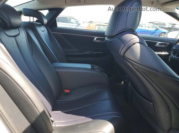 JTDBVRBD4HA003696 2017 TOYOTA MIRAI Silver უკანა სავარძლების ხედი
