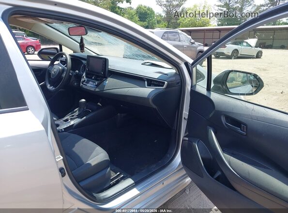 JTDEPMAE0NJ190662 2022 TOYOTA COROLLA Silver Front interior view