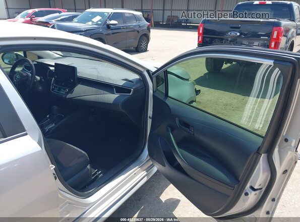 JTDEPMAE3N3011017 2022 TOYOTA COROLLA Silver Front interior view