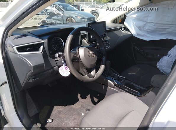 JTDEPMAE8N3009022 2022 TOYOTA LL White Vista interior delantera