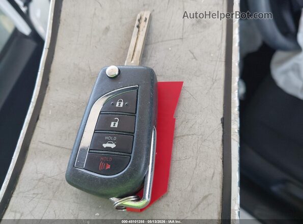 JTDEPRAE0LJ041520 2020 TOYOTA LL White Առջևի վահանակի տեսք