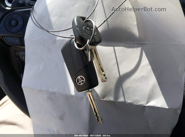 JTDEPRAE4LJ058496 2020 TOYOTA LL White Vista del salpicadero