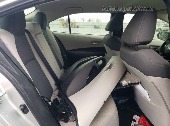 JTDEPRAE6LJ071444 2020 TOYOTA LL Silver Rear seats view