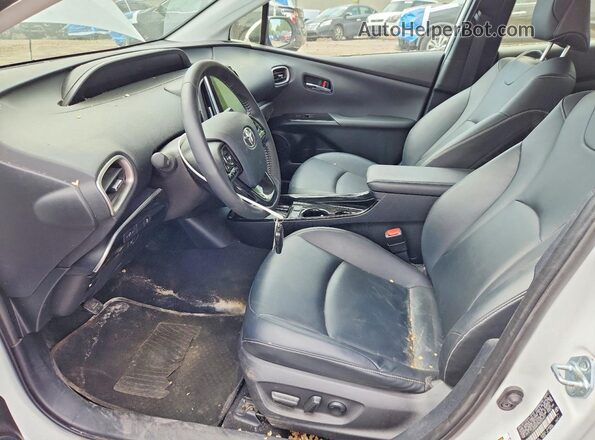 JTDKAMFP5N3203067 2022 TOYOTA PRIUS White Вид салону спереду