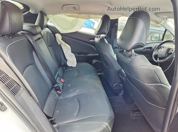 JTDKAMFP5N3203067 2022 TOYOTA PRIUS White Вид задніх сидінь