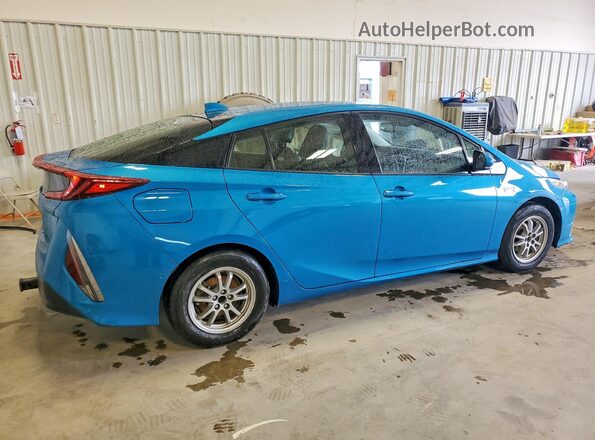 JTDKARFP7J3074076 2018 TOYOTA PRIUS Синий 