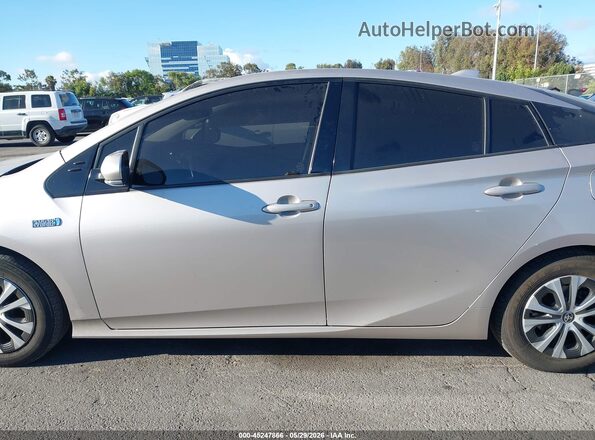 JTDKARFP7K3114190 2019 TOYOTA PRIUS PRIME Silver Widok wnętrza 360 stopni
