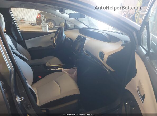JTDKARFU3G3516656 2016 TOYOTA PRIUS Серый Вид салона спереди