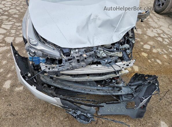 JTDKARFU4K3072082 2019 TOYOTA PRIUS Silver 