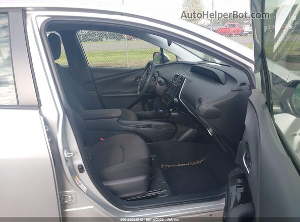 JTDKARFU4K3095166 2019 TOYOTA LE Silver Widok wnętrza z przodu