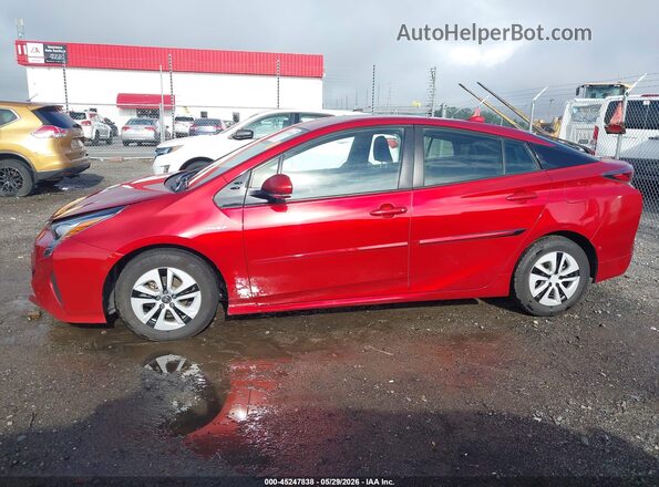 JTDKARFU8J3065795 2018 TOYOTA PRIUS Red Vista interior de 360 grados
