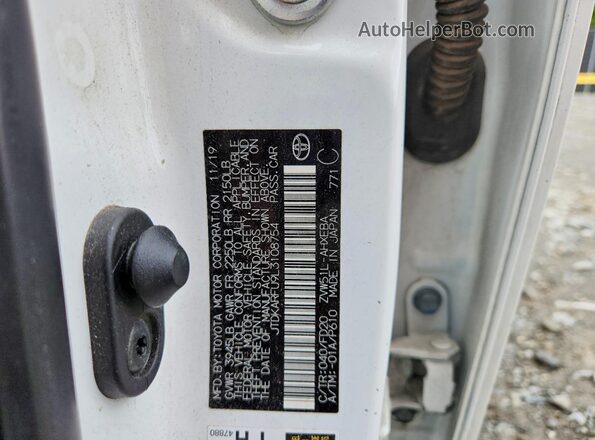 JTDKARFU9L3108754 2020 TOYOTA PRIUS White ძრავის განყოფილების ხედი