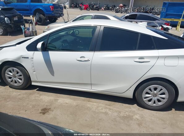 JTDKARFUXK3070255 2019 TOYOTA PRIUS White 