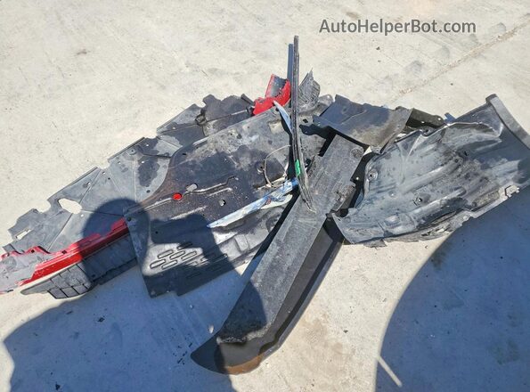 JTDL9MFU1M3022646 2021 TOYOTA PRIUS Red Vista del compartimento del motor