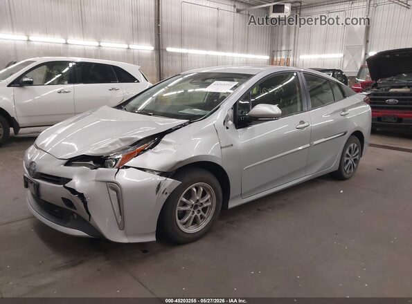 JTDL9RFU5K3011157 2019 TOYOTA PRIUS Silver წინა მარცხენა ხედი სამი მეოთხედიდან