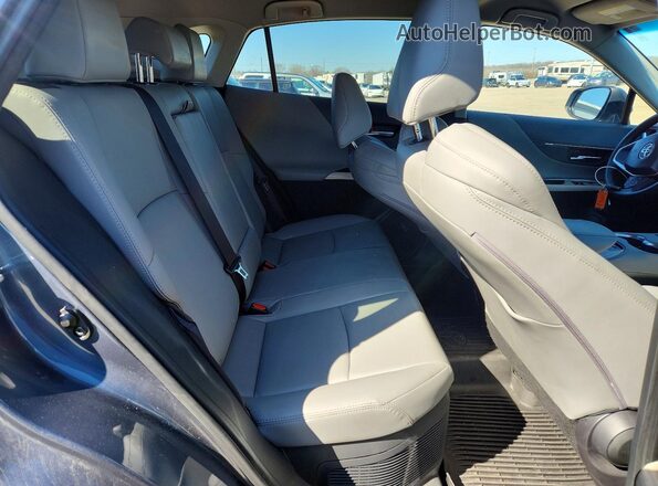 JTEAAAAH4RJ175964 2024 TOYOTA VENZA Teal უკანა სალონის ხედი