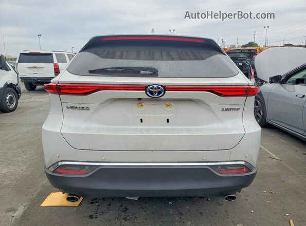 JTEAAAAH9PJ146019 2023 TOYOTA VENZA White 