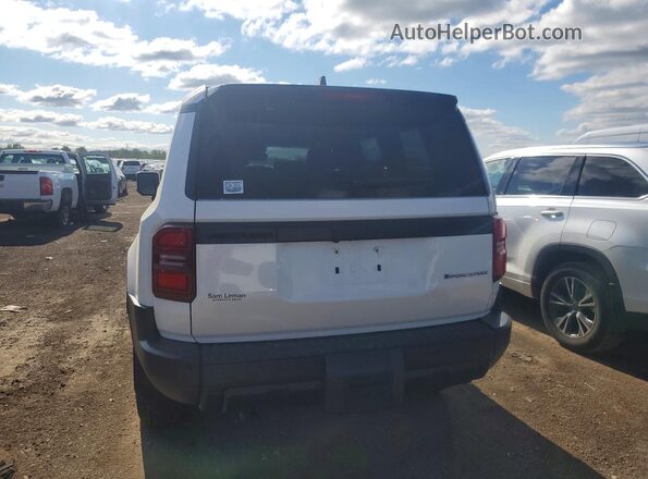 JTEABFAJ3RK015713 2024 TOYOTA LAND White Вид ззаду