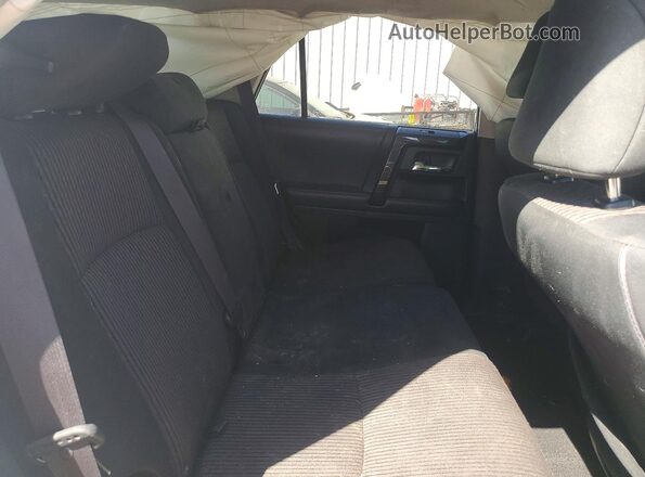 JTEBU5JR0L5744739 2020 TOYOTA 4RUNNER Белый Вид задней части салона