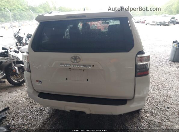 JTEBU5JR8J5592805 2018 TOYOTA 4RUNNER White 