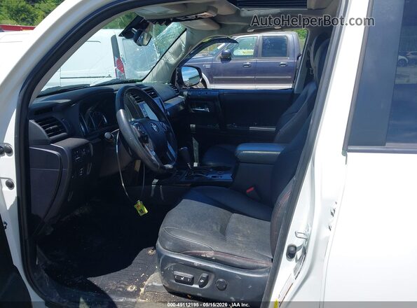JTEBU5JR8L5832003 2020 TOYOTA 4RUNNER White Սալոնի դիմացի տեսք