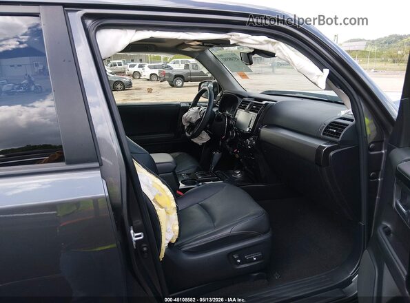 JTEBU5JR9L5776119 2020 TOYOTA 4RUNNER Gray Вид салону спереду
