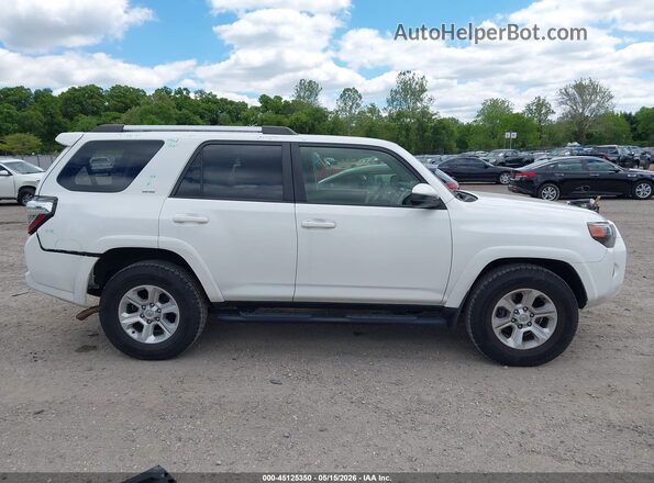 JTEEU5JR2P5281702 2023 TOYOTA 4RUNNER Белый Вид задней части салона