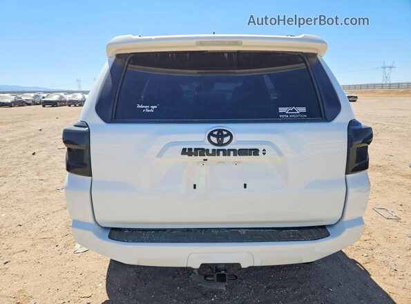 JTEMU5JR0R6241403 2024 TOYOTA 4RUNNER White 