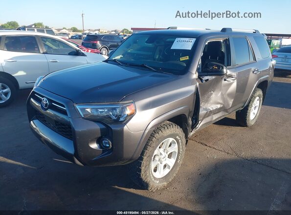 JTEMU5JR1P6156468 2023 TOYOTA 4RUNNER Серый Передняя левая четверть